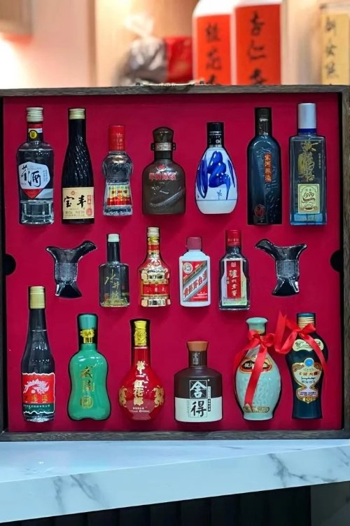 Conjunto Decorativo de Licor